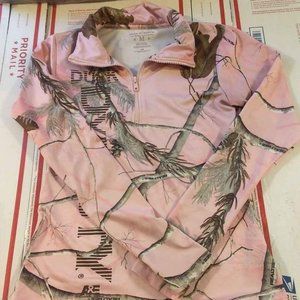Women's RealTree half zipper duck dynasty pink camo medium top